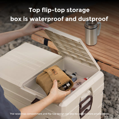 SolarPlay 60L Foldable Camping Storage Box with Lid and Handle, suitable for camping.